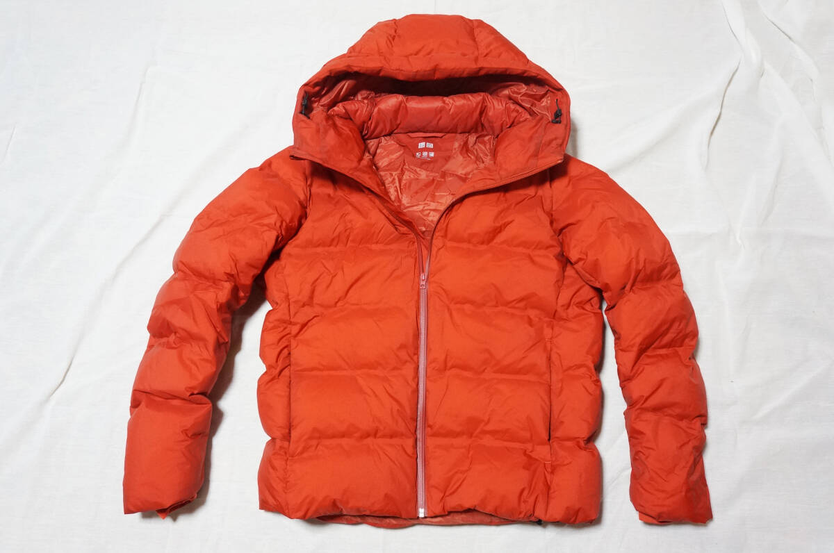 UNIQLO ユニクロ シームレスダウン ジャケット L メンズ 311-409330(84-01) ダウン90% 赤 軽量撥水防風通勤登山_画像1