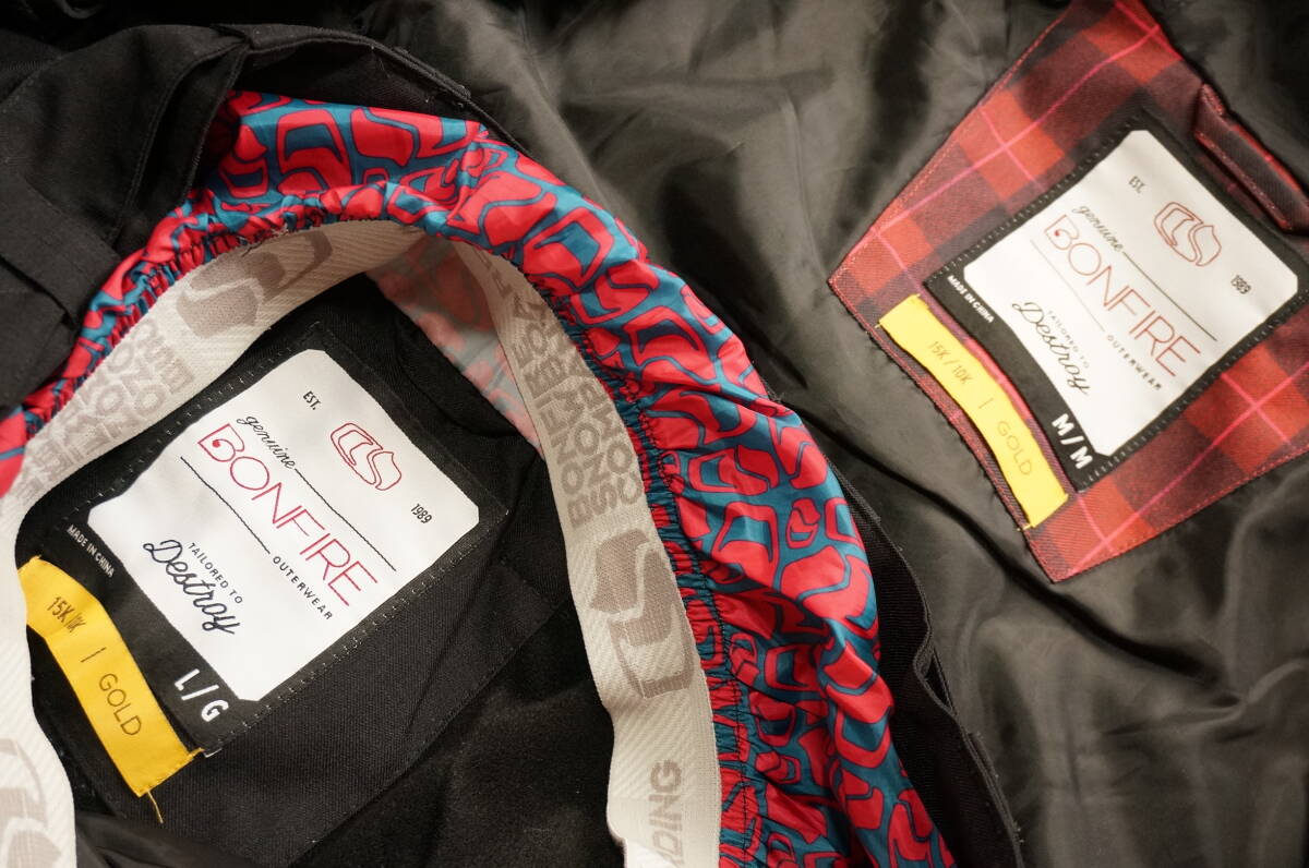  женский BONFIREbon fire одежда для сноубордистов BITTER JACKETbita- жакет + BONFIRE BITTER PANTbita- брюки верх и низ в комплекте 