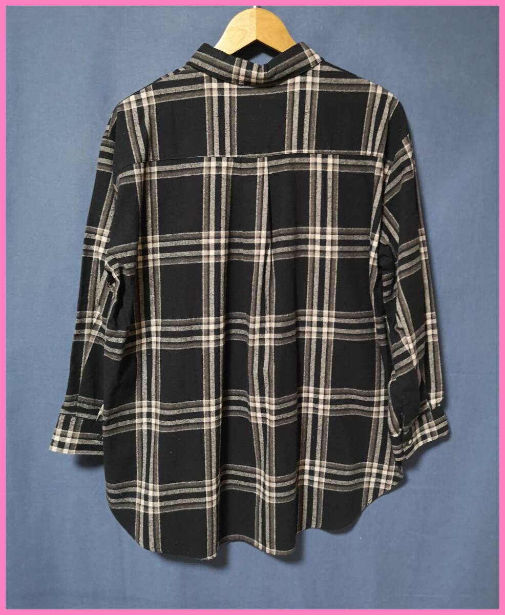 ＢＬＷ‐２６７☆秋冬☆新品☆送料込み☆即決☆ナチュラル系☆少し厚手の綿ネル素材☆M～Ｌサイズ☆ブラウス☆黒×グレー系☆チェック柄_画像2