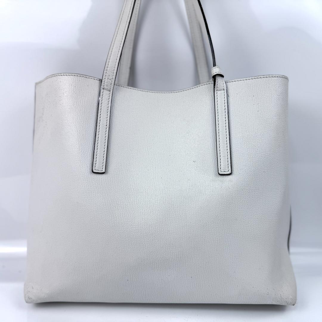 希少 FENDI フェンディ エフイズ ショッピングロゴ トートバッグ ギャランティ付き ショルダーバッグ レディース A4収納可 大容量 手提げ_画像2