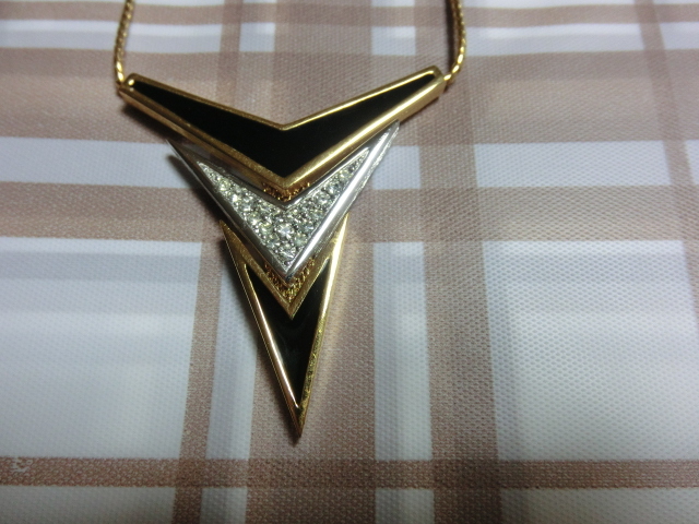 ■美品：ＧＩＶＥＮＣＨＹネックレス　　　　Ｔｎ481_画像1