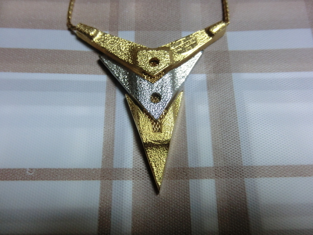 ■美品：ＧＩＶＥＮＣＨＹネックレス　　　　Ｔｎ481_画像6