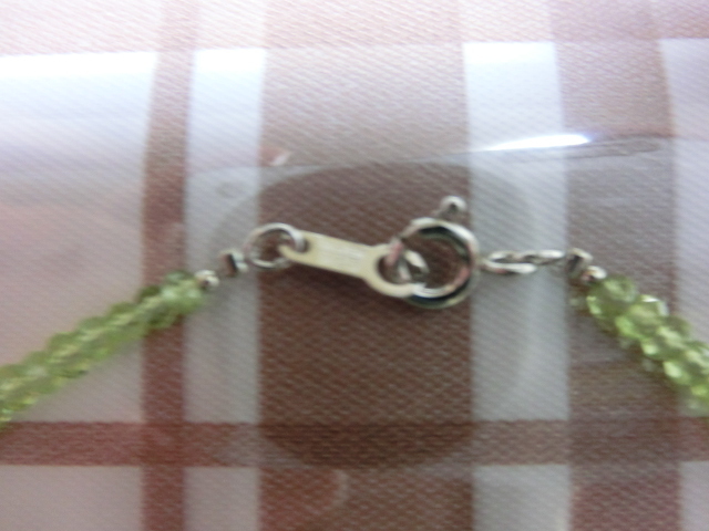 ■新品:留め具刻印silver925ペリドット？ネックレス　　　Tn482 _画像2