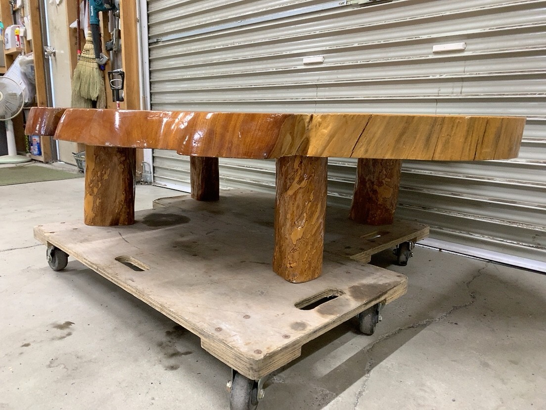 中古 一枚板テーブル 1350×1100mm 輪切り 座卓 ローテーブル 和室 古民家 座敷 机 年輪 ちゃぶ台 レトロ 茨城県常陸大宮 1013や11 M 家D_画像6