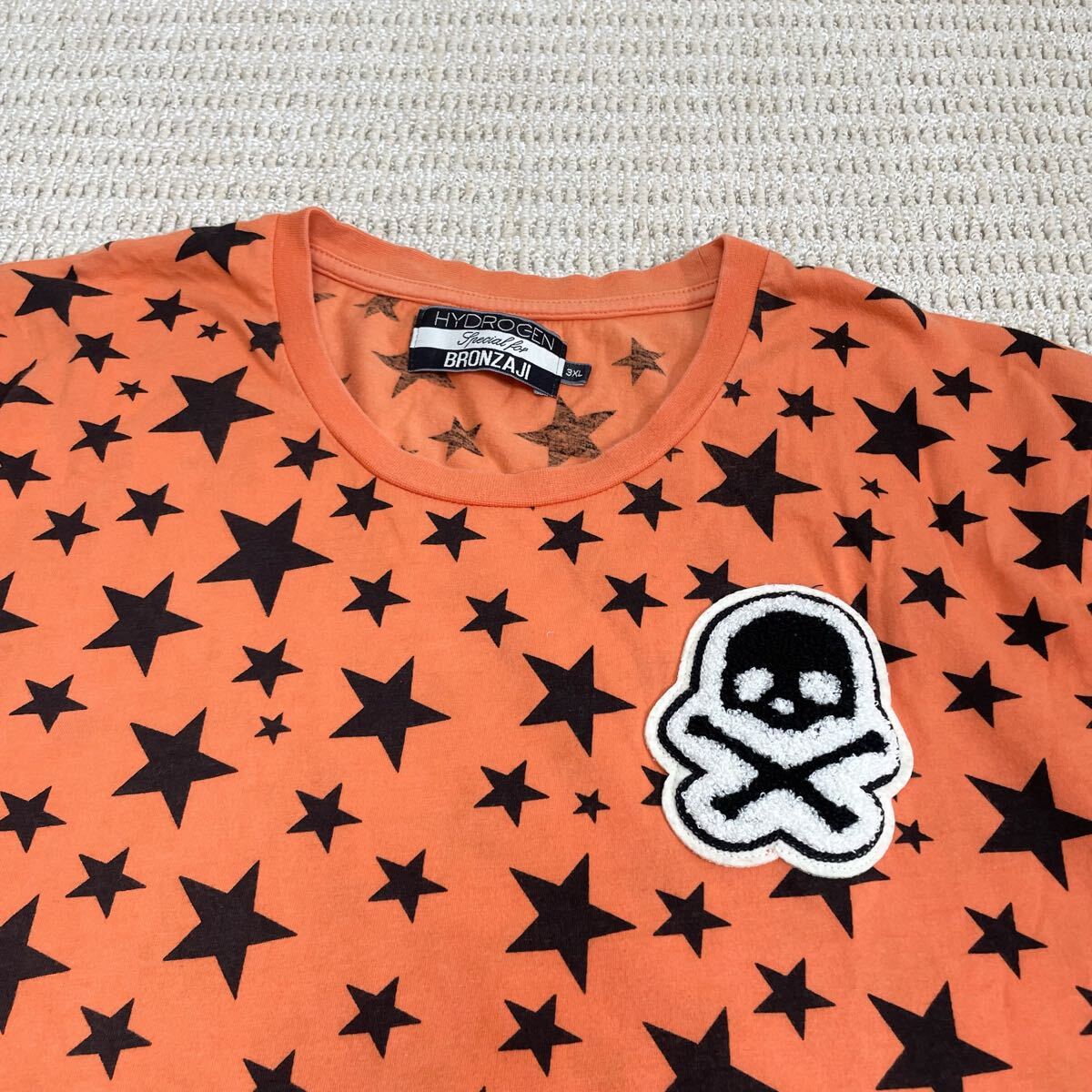 綺麗ハイドロゲン ブロンザージ 半袖Tシャツ オレンジ スター ワンポイント_画像2