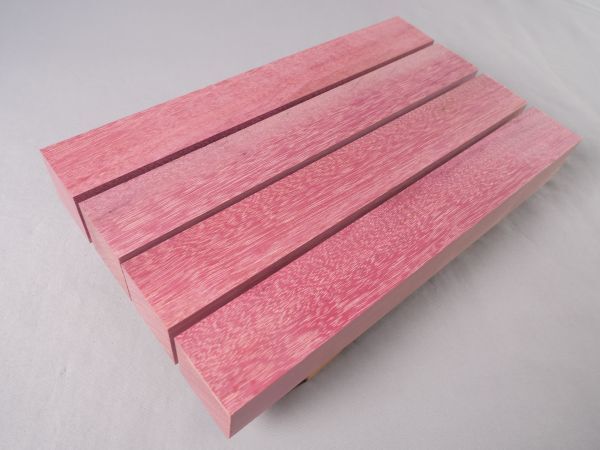 ■パープルハート④　角材　4本セット　＃1■【45mm(厚)×45mm(巾)×330mm(長)】【481-8】_画像1