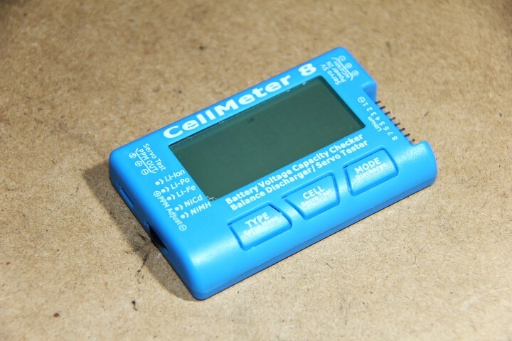 CELL METER8 (セルメーター)バッテリー電圧確認 リポバッテリー サーボテストモード搭載 取説付 中古品 EAGLE RACING製_画像3