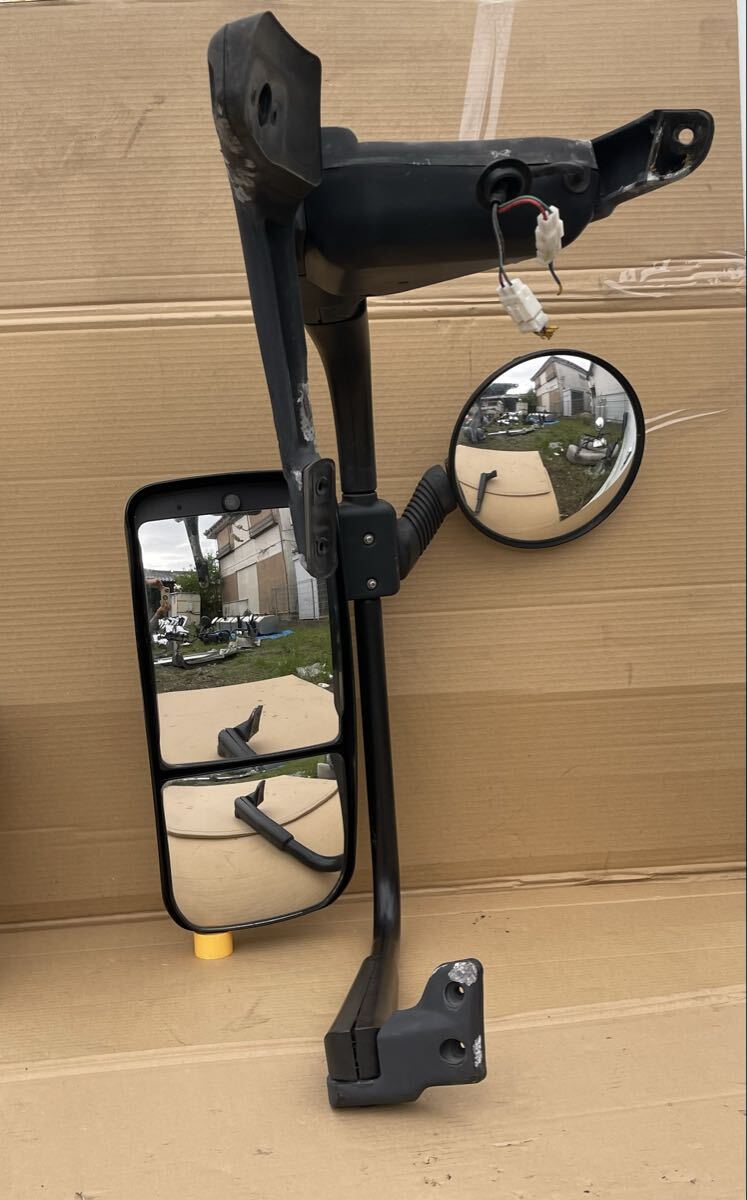 125 оригинальный Mitsubishi Fuso Super Great хромированные зеркала зеркало заднего вида зеркало крепление, опора зеркало крепление, опора левый и правый в комплекте 