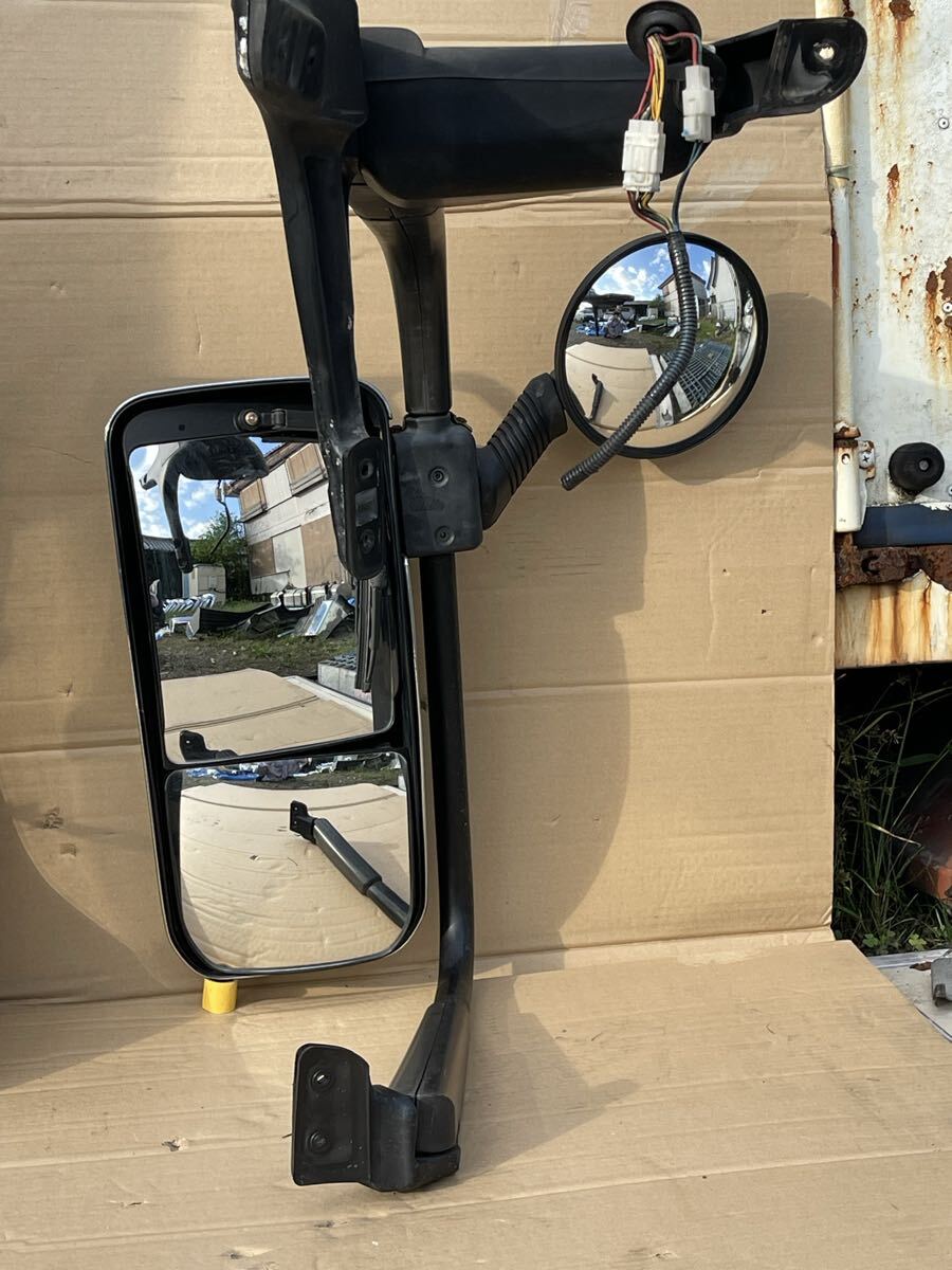 117 оригинальный Mitsubishi Fuso Super Great хромированные зеркала зеркало заднего вида зеркало крепление, опора зеркало крепление, опора левый и правый в комплекте 