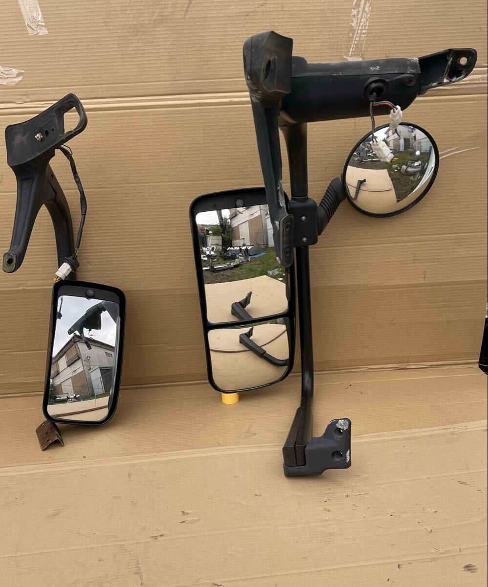 125 оригинальный Mitsubishi Fuso Super Great хромированные зеркала зеркало заднего вида зеркало крепление, опора зеркало крепление, опора левый и правый в комплекте 