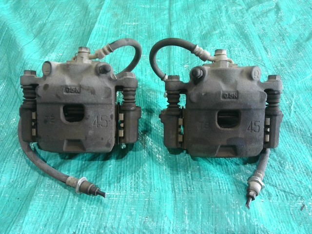 スバル M401F デックス 純正 フロント ブレーキ キャリパー ローター ベンチ 14インチ 左右セット ダイハツ 流用等 ジャンク品_画像2