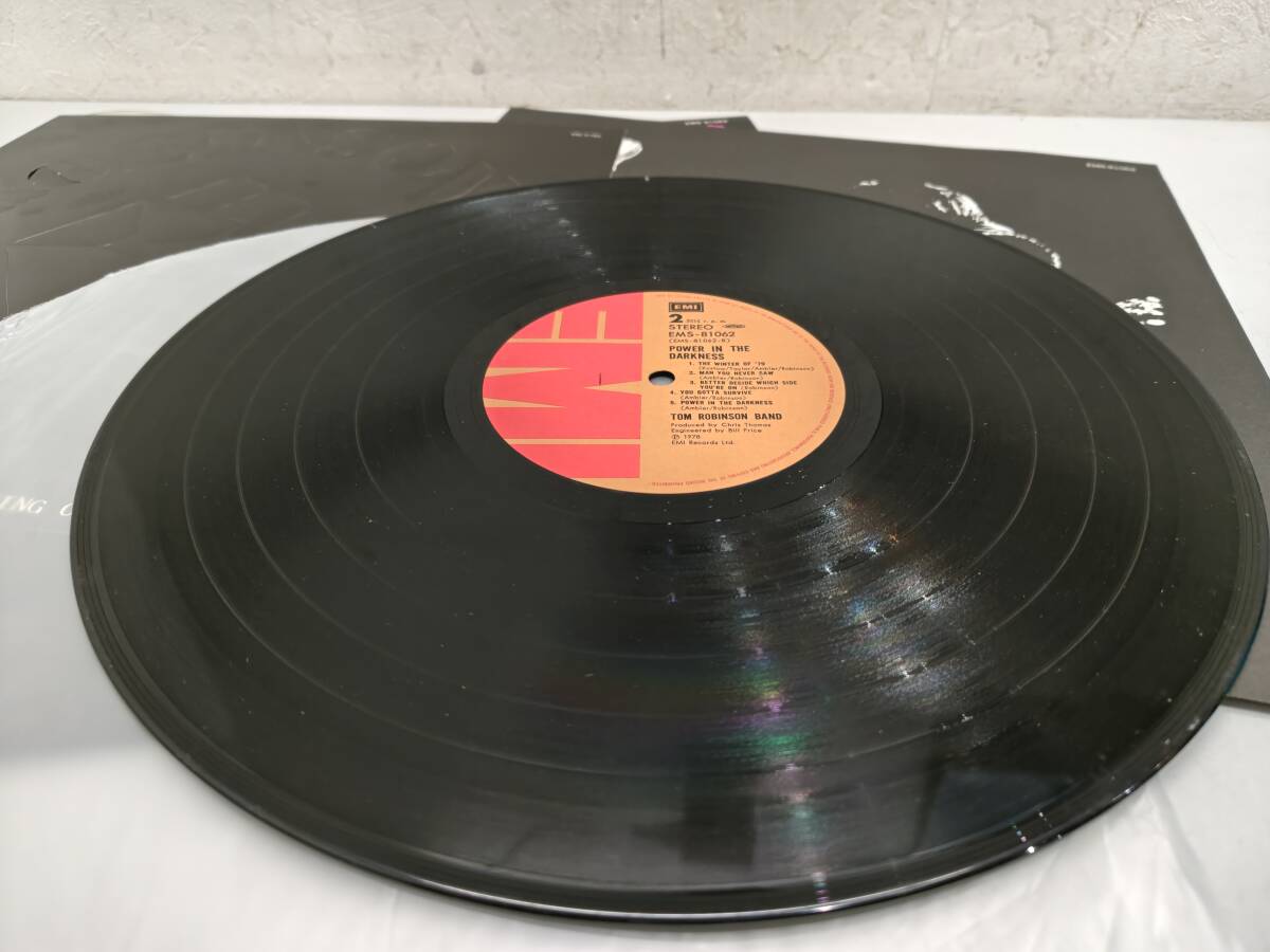 71067A★LP TOM ROBINSON BAND POWER IN THE DARKNESS パワー・イン・ザ・ダークネス トム・ロビンソン・バンド_画像6