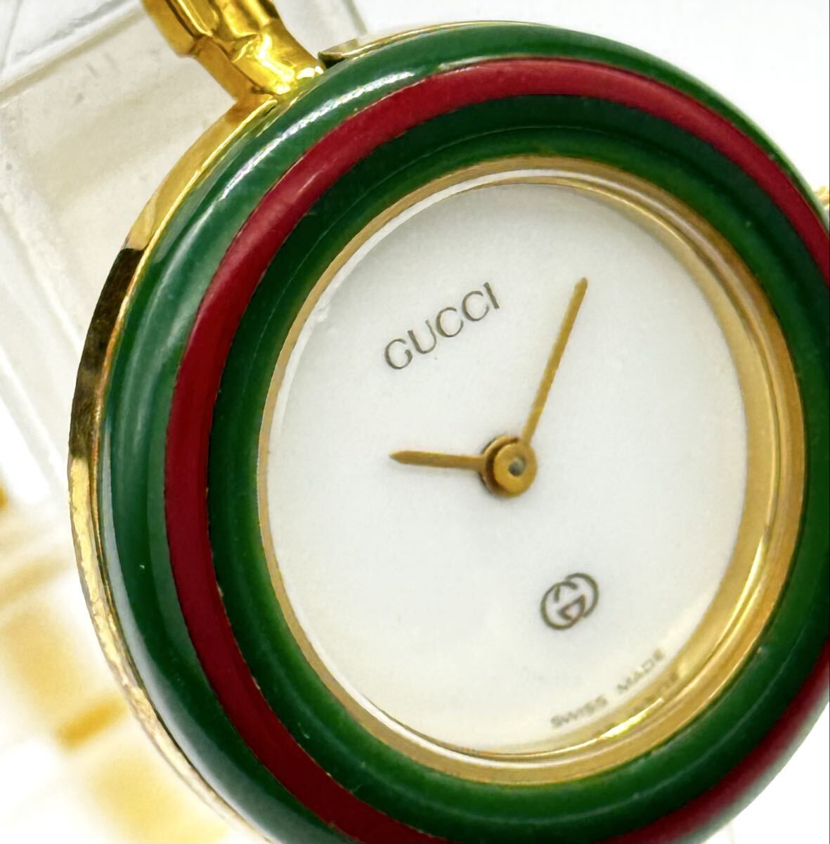【グッチ　１円～】　「GUCCI」 　11/12 チェンジベゼル　白文字盤　腕時計　レディース　クォーツ　稼働　U25C158 _画像4