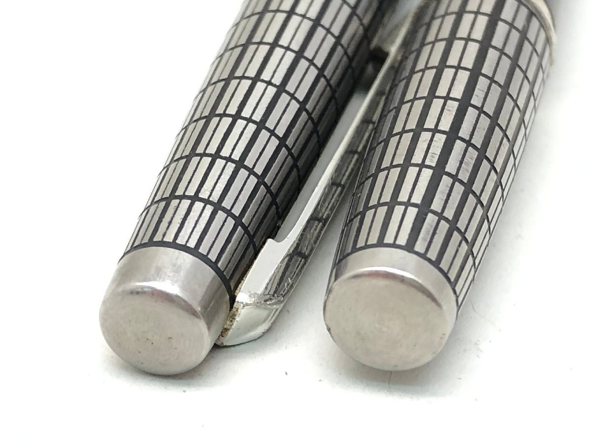 PILOT パイロット エリート 万年筆 ペン先 18K-750 格子柄 シルバー × ブラック 筆記未確認 現状渡し 中古【UW100723】★_画像3