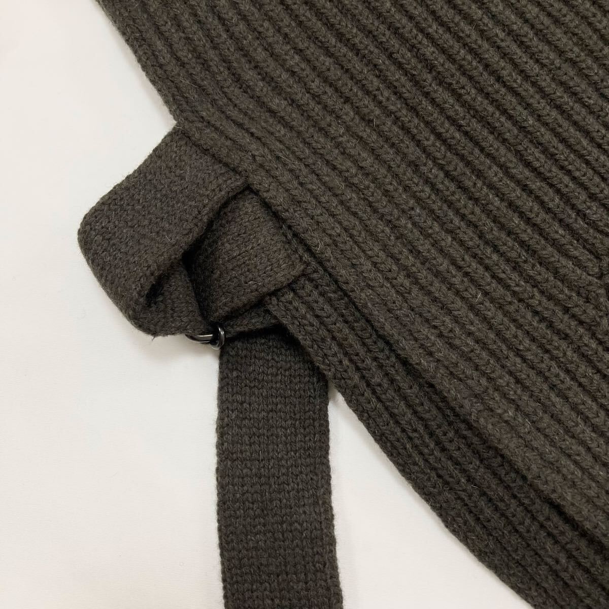 Y's ワイズ 美品 ラムウール ダメージ加工 ニットベスト カーキ_画像7