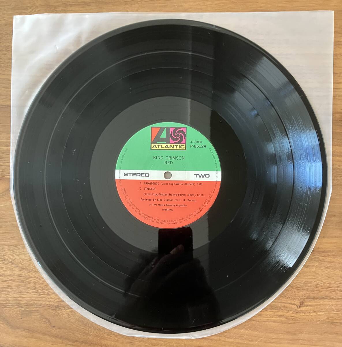 【 国内盤 】キング・クリムゾン 「レッド」 レコード KING CRIMSON 「RED」 LP record P-8512A Atlantic_画像4