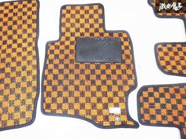 KARO カロ UA-DY3W デミオ 2003/11 ZJ-VE フロアマット フロアカーペット 4枚 オレンジ 棚2F3_画像3