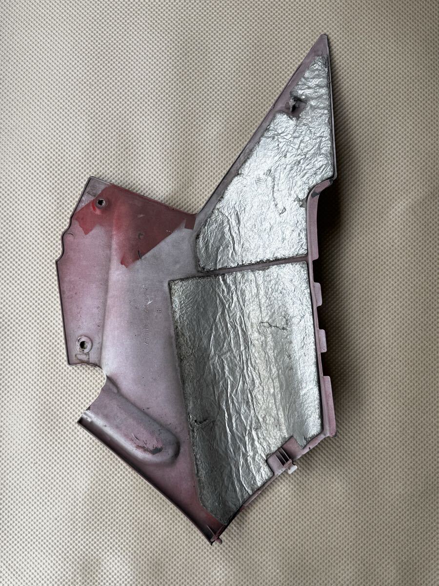 【左右セット】RG400Γ RG500Γ共通 サイドカバー 白（塗装綺麗） の画像8