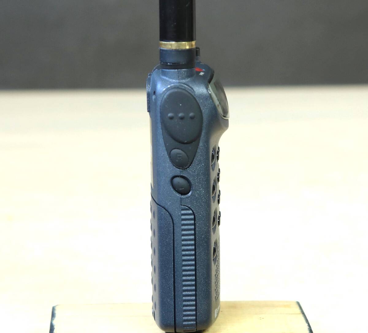 美品！STANDARD スタンダード C510 145/430/MHz トーンスケルチ内蔵、ダブルバンドハンディー ワイド受信対応（C501）_画像4