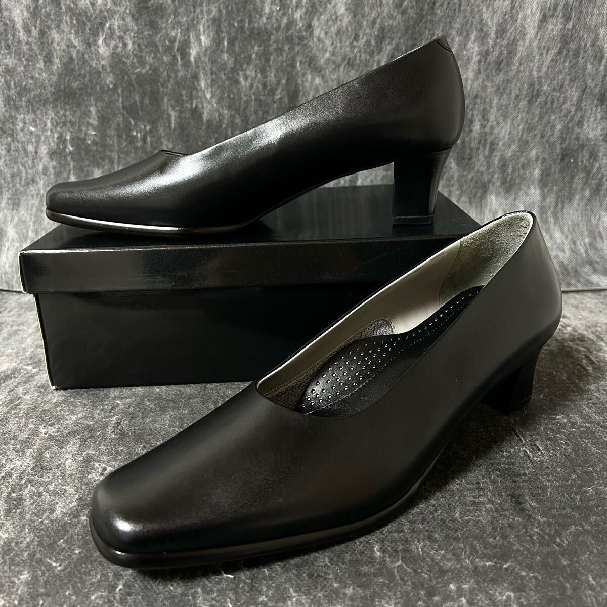 【未使用/大きいサイズ】 VEINE VILLERS ヴェイネビラーズ #3018 スクエアトゥパンプス 本革 ブラック レディース size251/2 EEE ＊3A_画像1