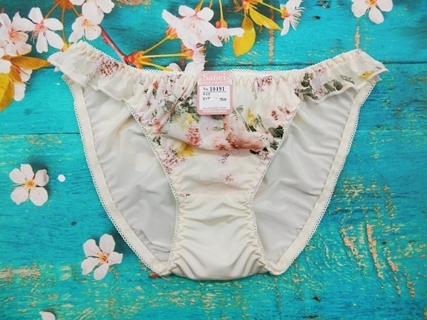 Zc7019◆新品 ブラショーツセット 【C70/M】下着 ランジェリー 脇高 美胸 美谷間 フラワーブーケ クリーム_画像4