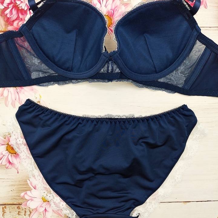 Zb8516◆新品 ブラショーツセット【B85/LL】下着 ランジェリー 脇高 谷間メイク 美胸 梅の花 紺_画像3
