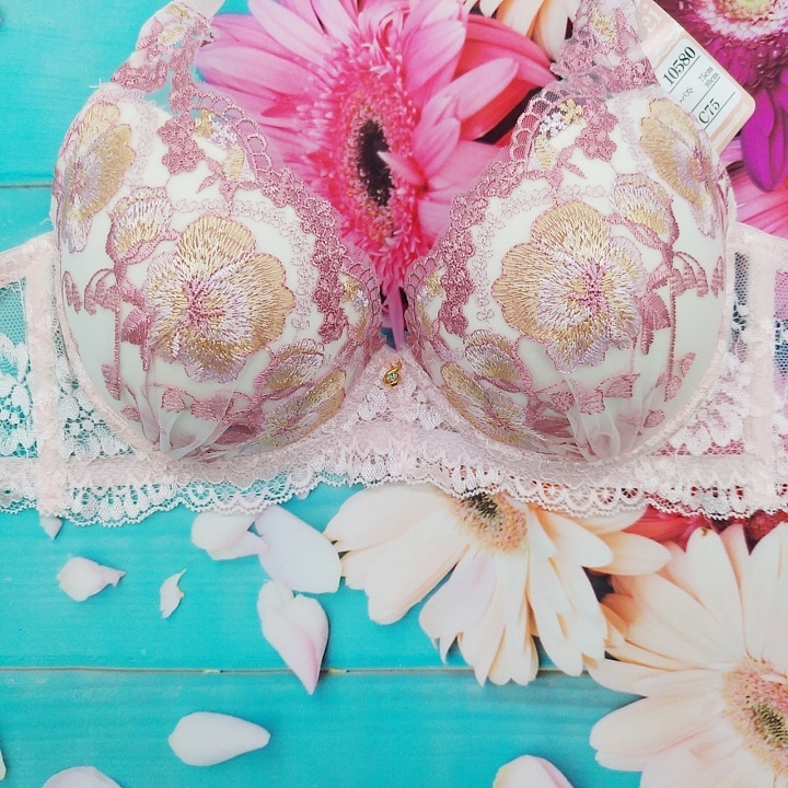 Zf8001◆新品 ブラショーツセット【F80/L】下着 ランジェリー 脇高 谷間メイク 美胸 フローラル刺繍 ピンク_画像5