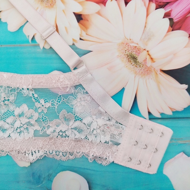 Zf8001◆新品 ブラショーツセット【F80/L】下着 ランジェリー 脇高 谷間メイク 美胸 フローラル刺繍 ピンク_画像6