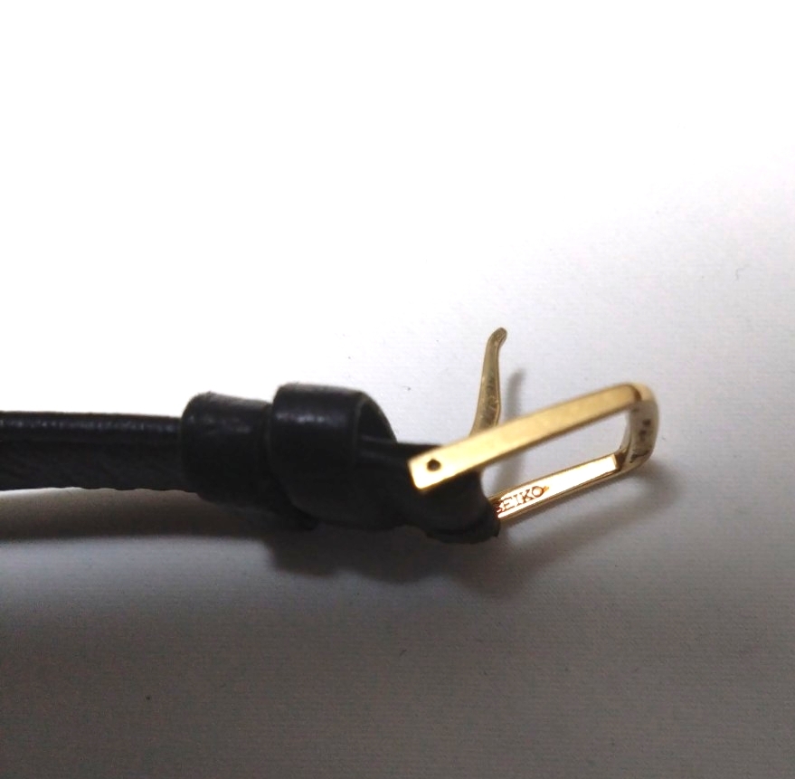 超希少 金高騰 SEIKO DOLCE 【18金無垢】 18K 稼働品 総重量約28グラム 尾錠純正18K 5E30-6A30_画像5