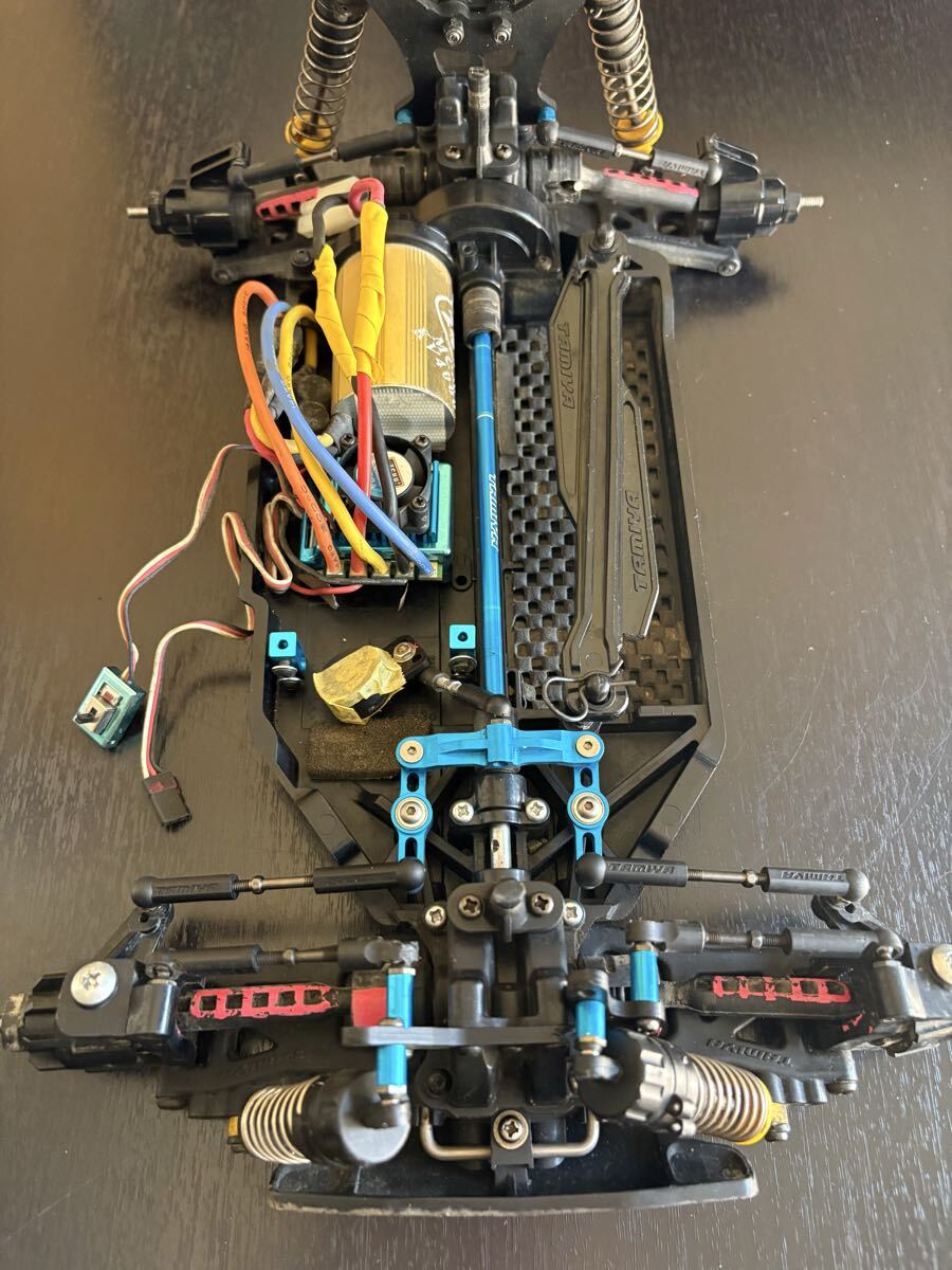 タミヤ TT-02B （左FRPダンパーステー破損）_画像2