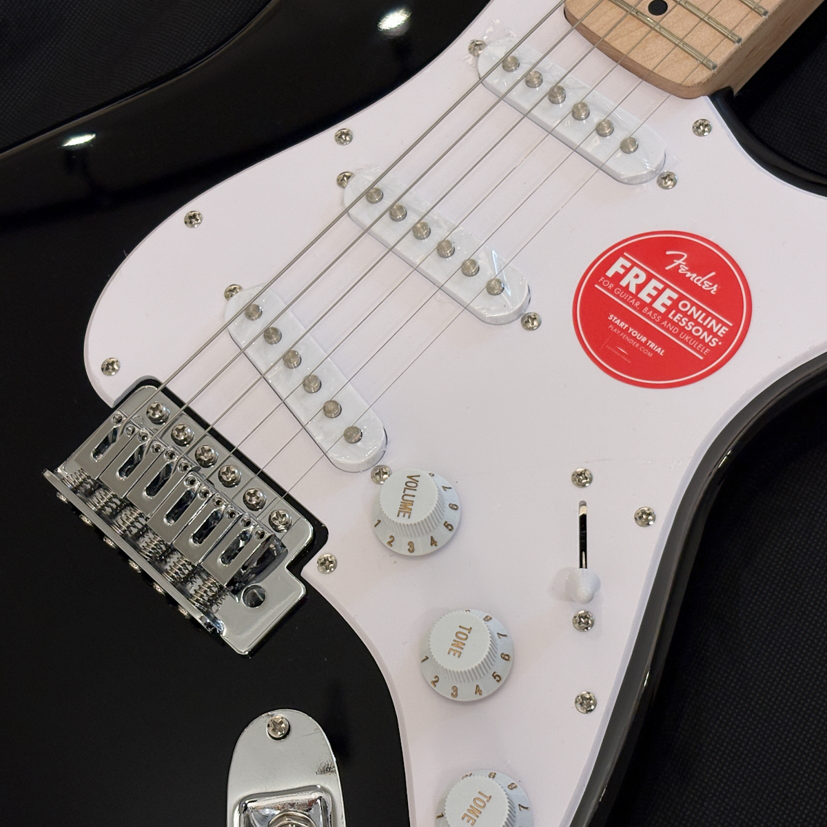 Squier by Fender Sonic Stratocaster MN BLK スクワイヤー ストラト ブラック_画像3