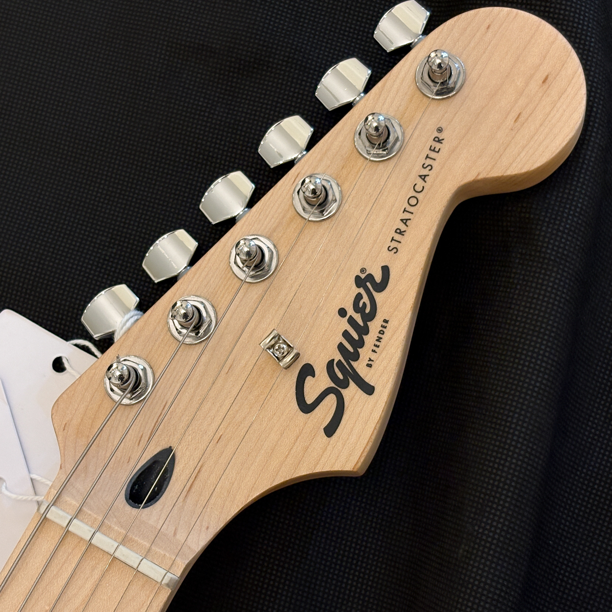 Squier by Fender Sonic Stratocaster MN BLK スクワイヤー ストラト ブラック_画像4