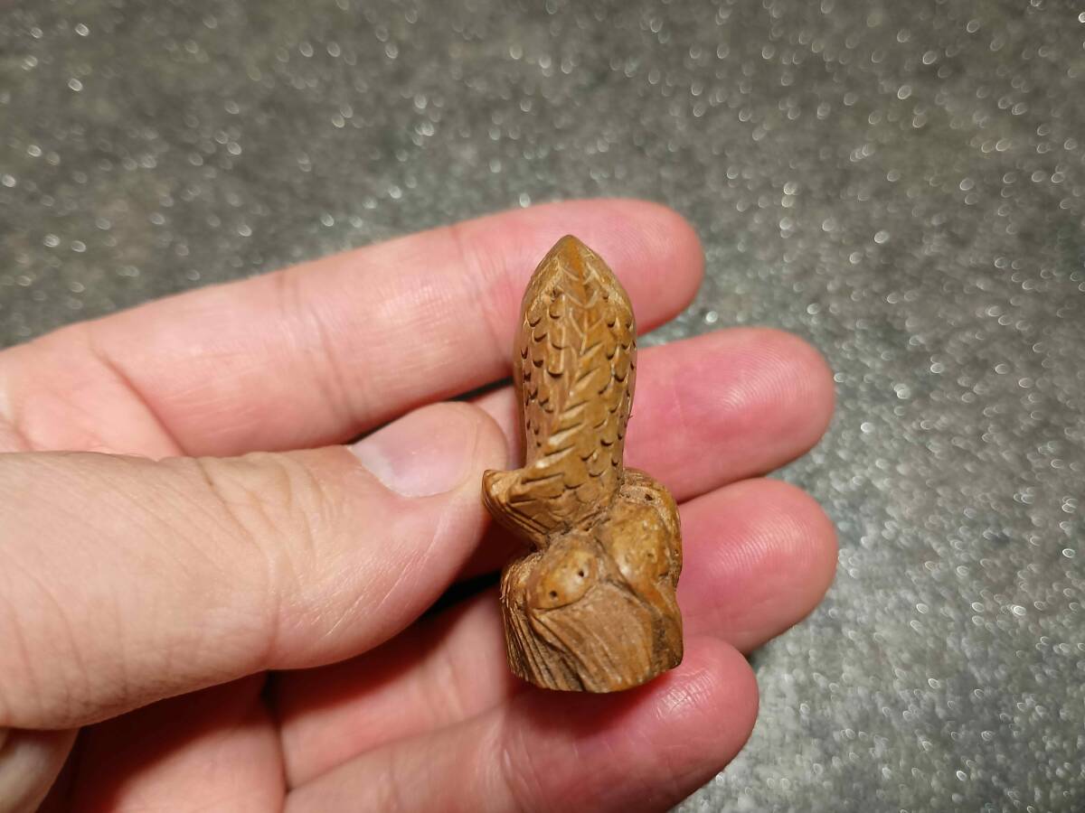 netsuke времена предмет .. предмет старый изобразительное искусство дерево гравюра старый . времена из дерева антиквариат товар obi .