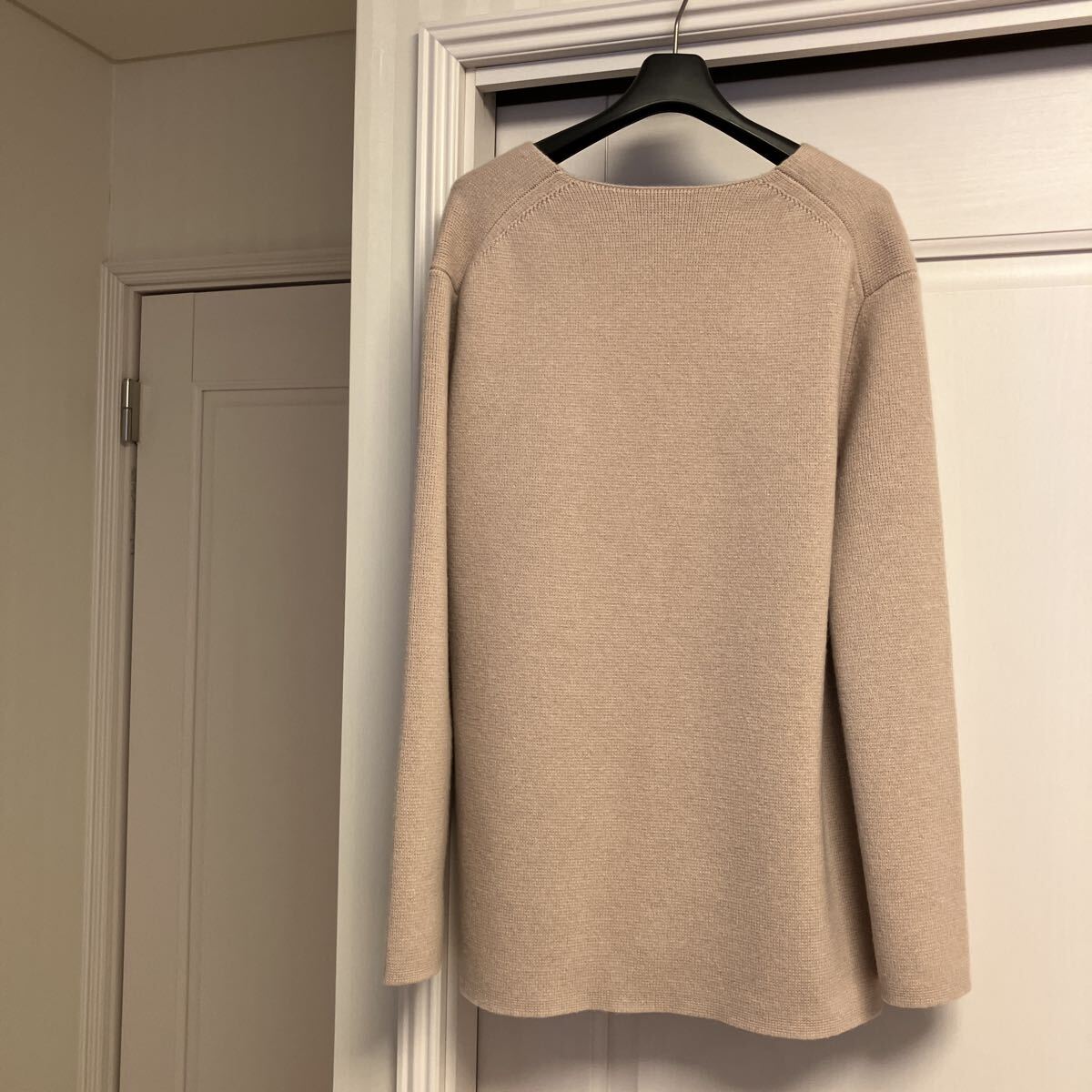 Drawerドゥロワーカシミアウールの暖かいニット、綺麗なベージュ色!サイズ1、9号相当、美品!_画像3