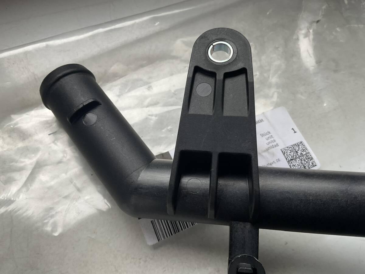 未使用　メルセデスベンツ　エンジン型式271/W204Cクラス他　純正ウォーターパイプ　A 271 200 24 52_画像5