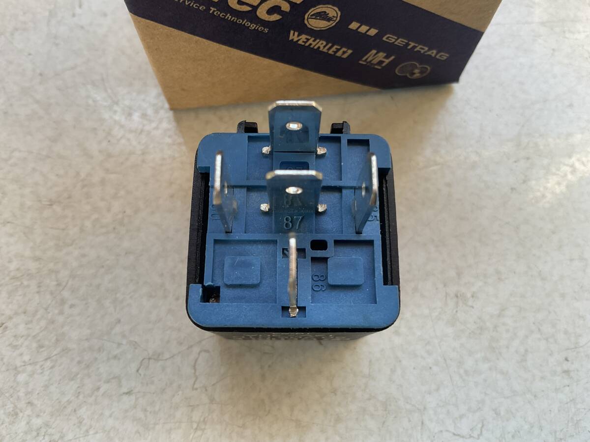 未使用　BMW ミニ　R52 DME（燃料ポンプ）/ラジエーターファン他マルチリレー　WEHRLE製　5極/30Aリレー　_画像4