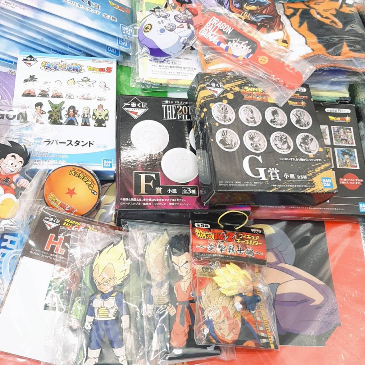 r12【1円～】 ドラゴンボール グッズ まとめ 大量 クリアファイル アクリルスタンド キーホルダー マスター将棋 他 アニメグッズ 現状品_画像9