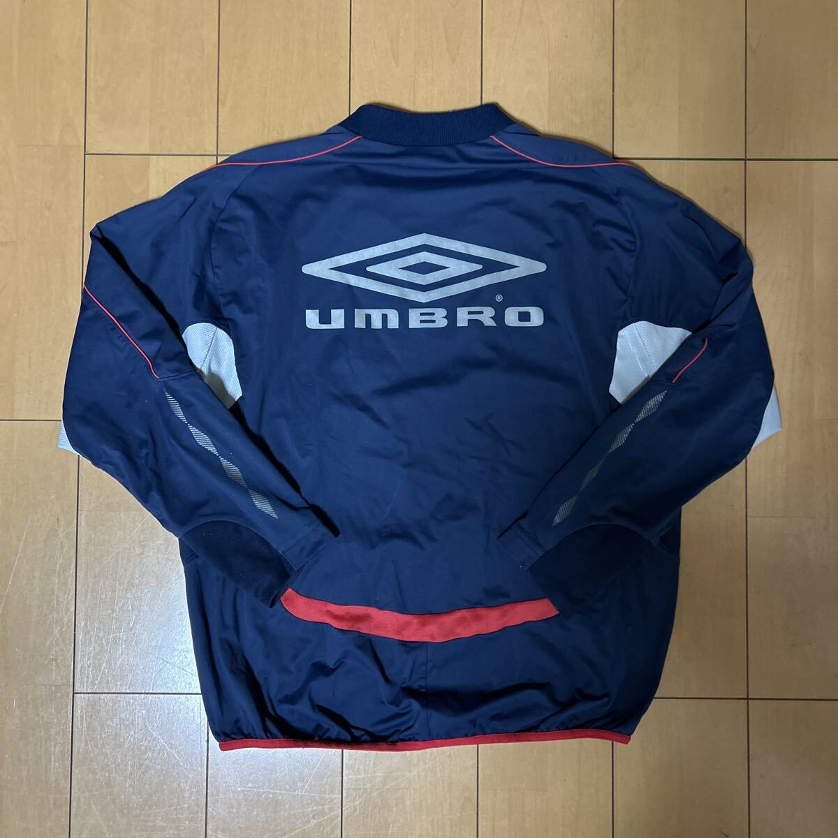 UMBRO Umbro верх и низ в комплекте футбол джерси футзал выставить темно-синий L