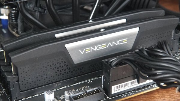 ■《第14世代》intel Core i7-14700/B760/DDR5 64GB/M.2SSD 500GB/650W/Win11 Pro/Office2021の画像4