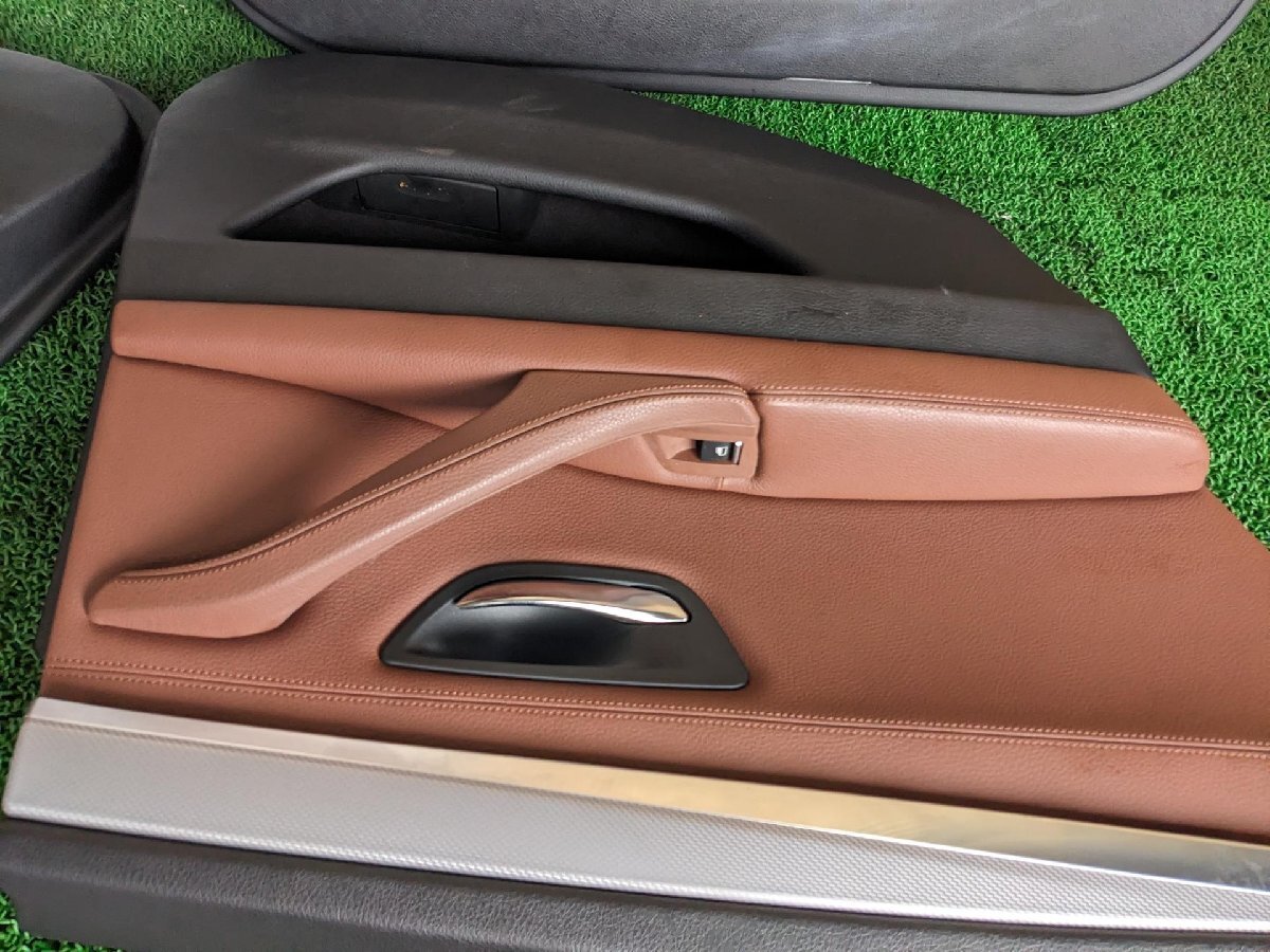 BMW　ドアトリム　左右　523d ツーリング　LDA-MX20　MX20　F11 LCI　2013　F11　#hyj　NSP272895_画像4
