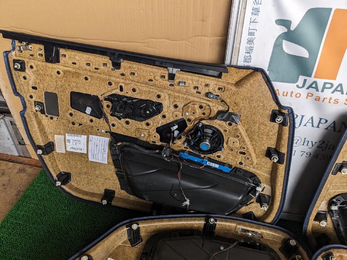 BMW　ドアトリム　左右　523d ツーリング　LDA-MX20　MX20　F11 LCI　2013　F11　#hyj　NSP272895_画像10