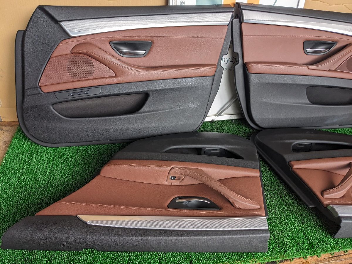 BMW　ドアトリム　左右　523d ツーリング　LDA-MX20　MX20　F11 LCI　2013　F11　#hyj　NSP272895_画像2