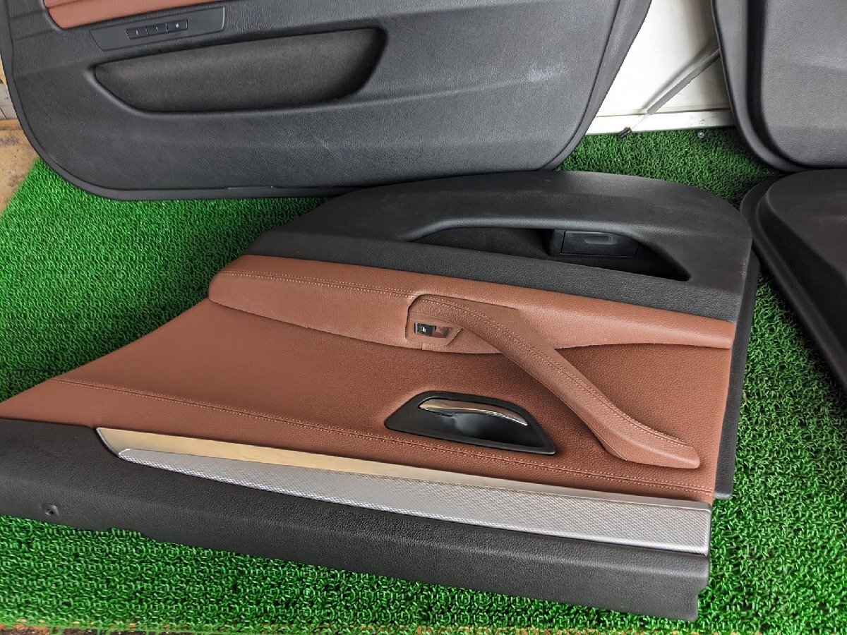 BMW　ドアトリム　左右　523d ツーリング　LDA-MX20　MX20　F11 LCI　2013　F11　#hyj　NSP272895_画像7