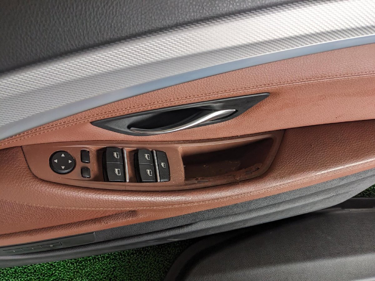 BMW　ドアトリム　左右　523d ツーリング　LDA-MX20　MX20　F11 LCI　2013　F11　#hyj　NSP272895_画像6
