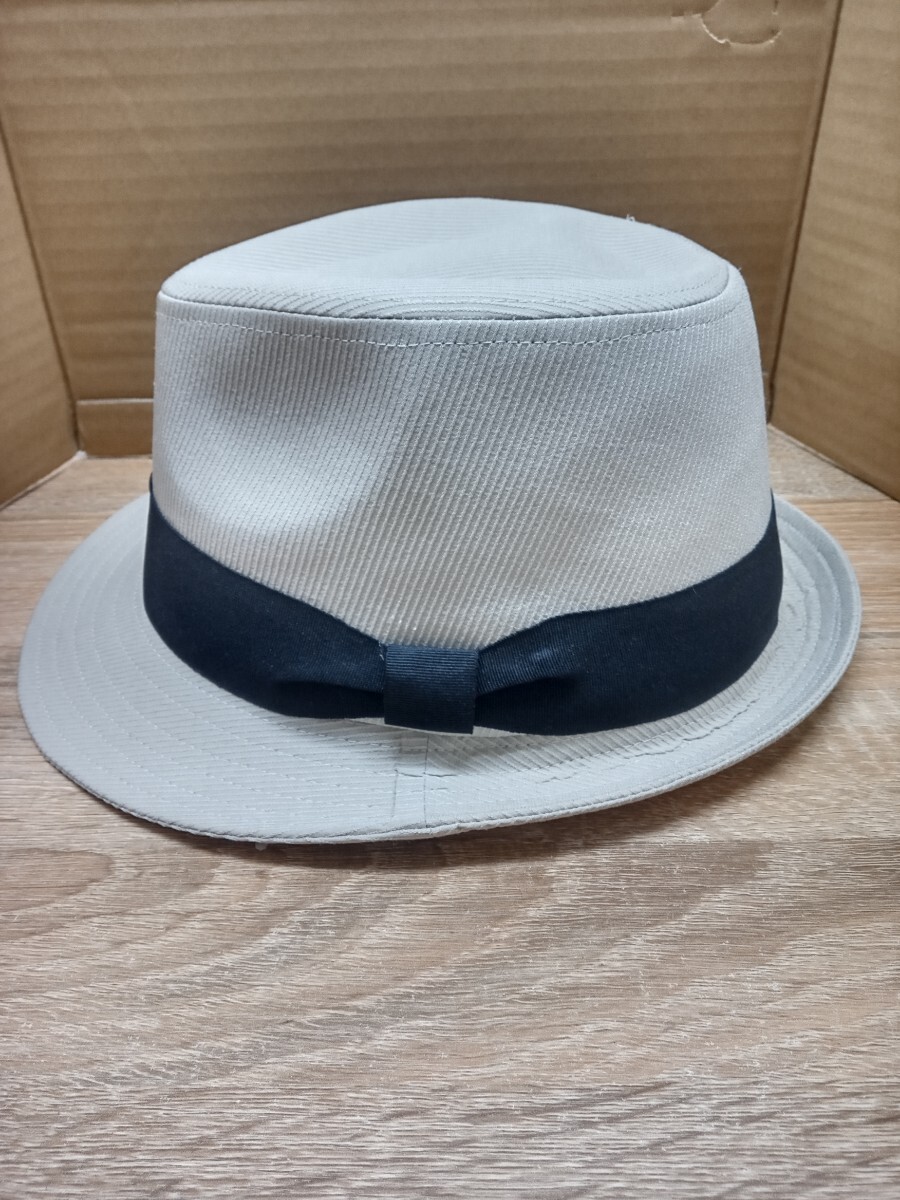 【送料無料 即決】（新品）シンプル 無地 中折れハット （白に近いくらいのライトグレー）帽子 男女兼用 オールシーズン / 定番 オシャレ_画像5