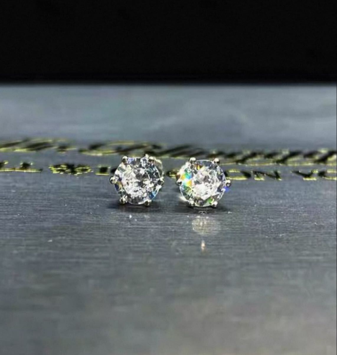 サージカルステンレス シルバー925 メッキ CZダイヤ ピアス 4mm ダイヤモンド ユニセックス 大粒 AAA CZ クリスタル スワロフスキー 送料込_画像1