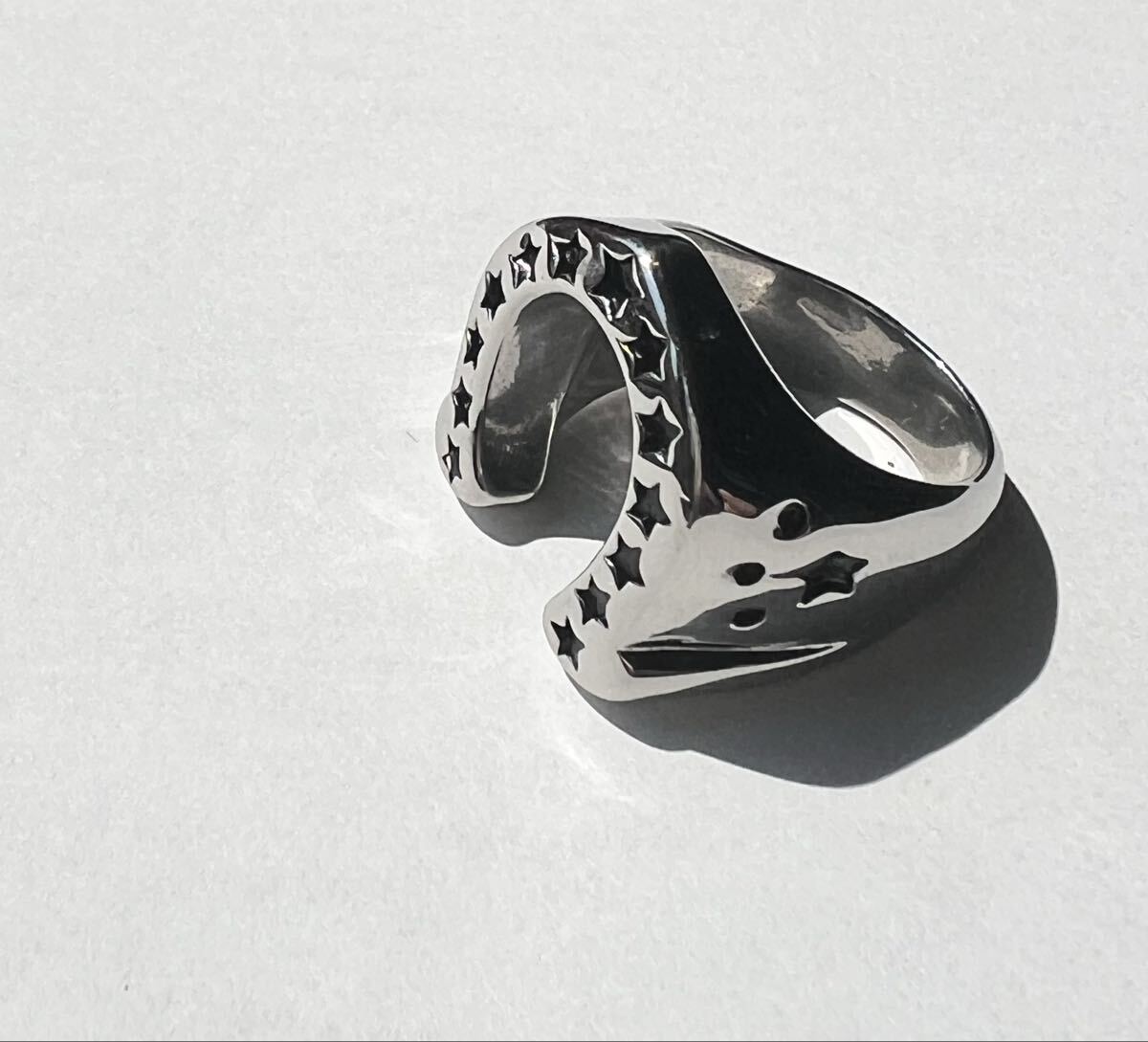アレルギーフリー ステンレス製 ホースシューリング サージカル シルバー リング 指輪 スター 星 ホースシュー 馬蹄 匿名配送 US9 19号_画像3