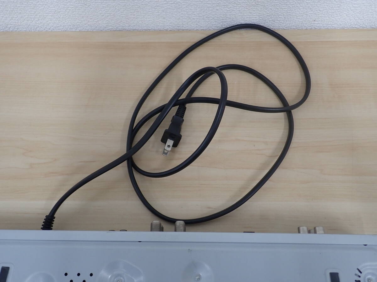 東芝 REGZA DBR-C100 ブルーレイレコーダー 2011年 通電のみ確認 現状品 激安1円スタート_画像10