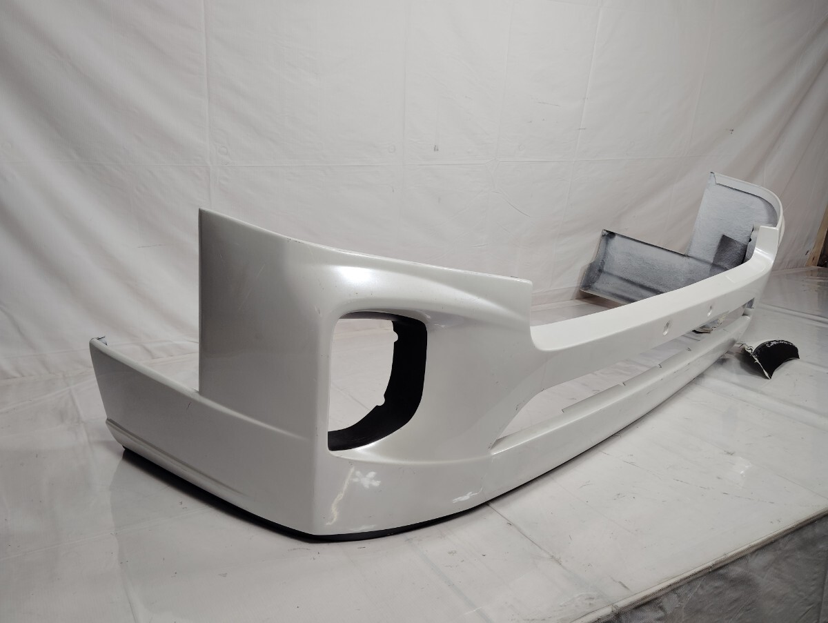 ■送料込■即決 CRS ESSEX ハイエース 200系 ナロー 標準 全型 LEGARE フロントバンパー ホワイトパール 070 白 FRPトヨタ 108_画像2