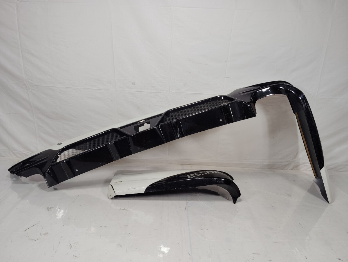 ■送料込■即決 CRS ESSEX ハイエース 200系 ナロー 全型 QUATTRO リアバンパー ホワイトパール ブラック ツートン トヨタ 122_画像7